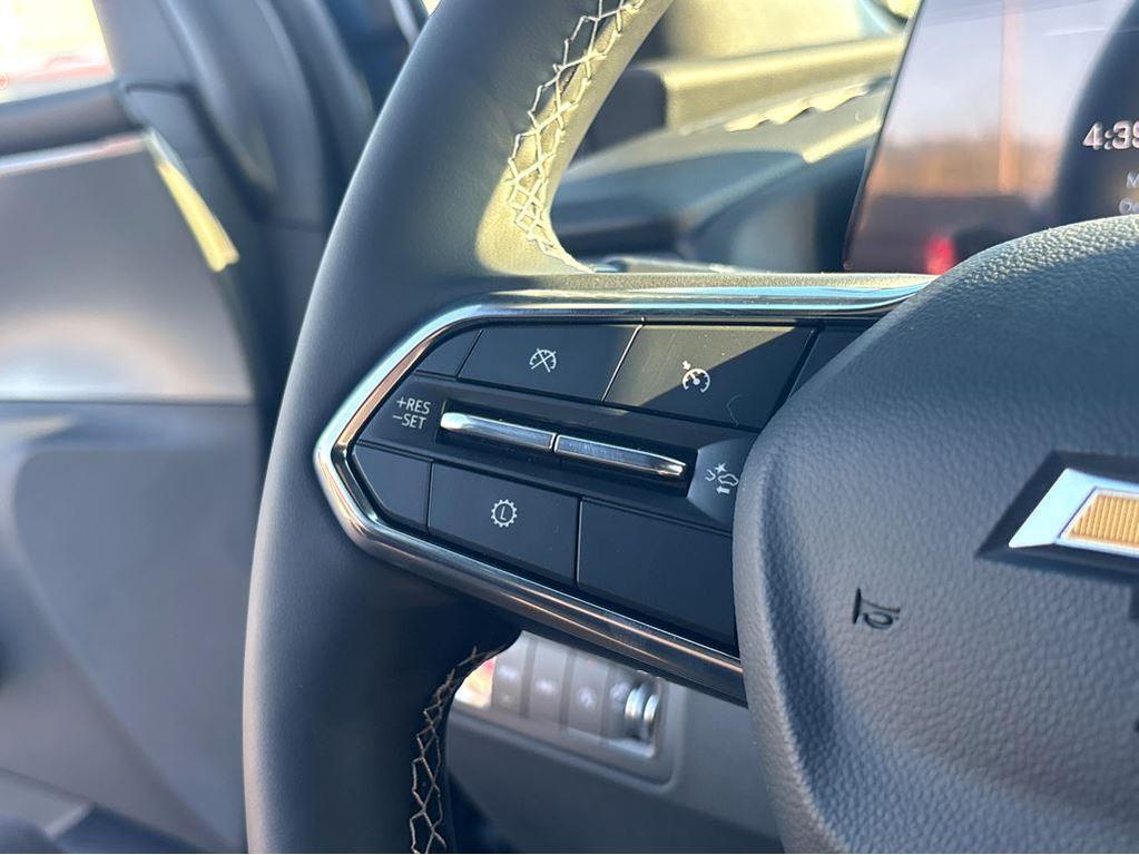 new 2026 Chevrolet Traverse car, priced at $47,215