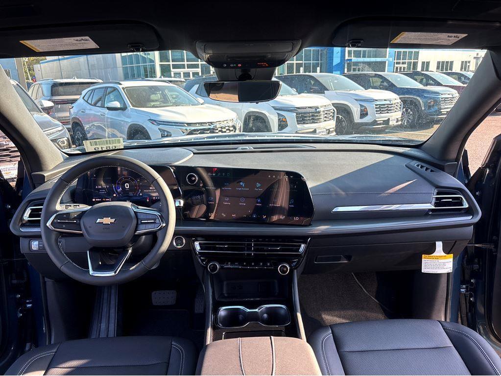 new 2026 Chevrolet Traverse car, priced at $47,215