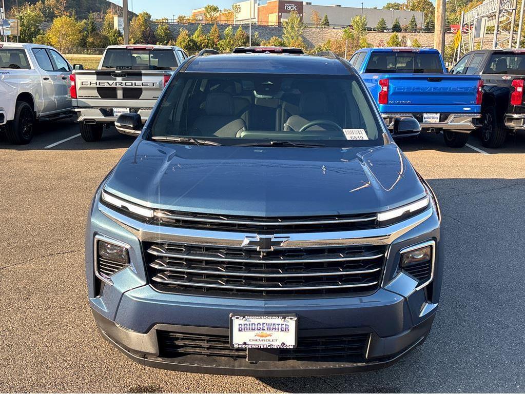 new 2026 Chevrolet Traverse car, priced at $47,215