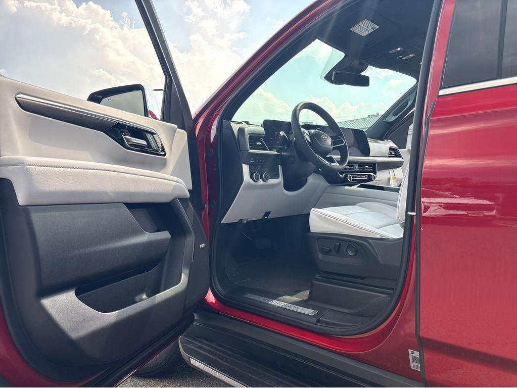 new 2025 Chevrolet Tahoe car, priced at $76,608