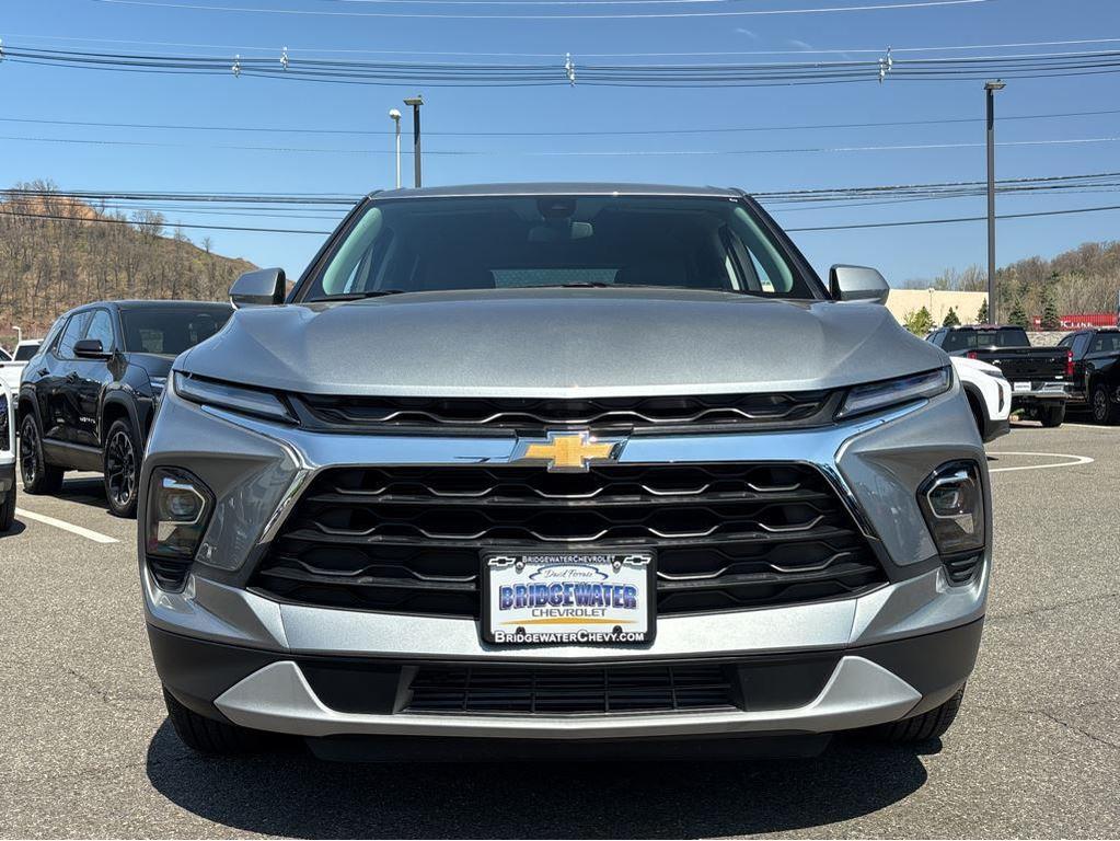 new 2025 Chevrolet Blazer car, priced at $39,435