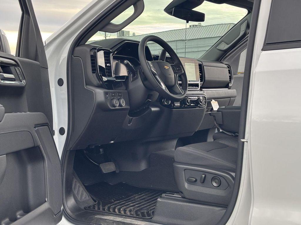 new 2026 Chevrolet Silverado 1500 car, priced at $47,545