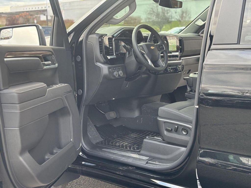 new 2026 Chevrolet Silverado 1500 car, priced at $47,545