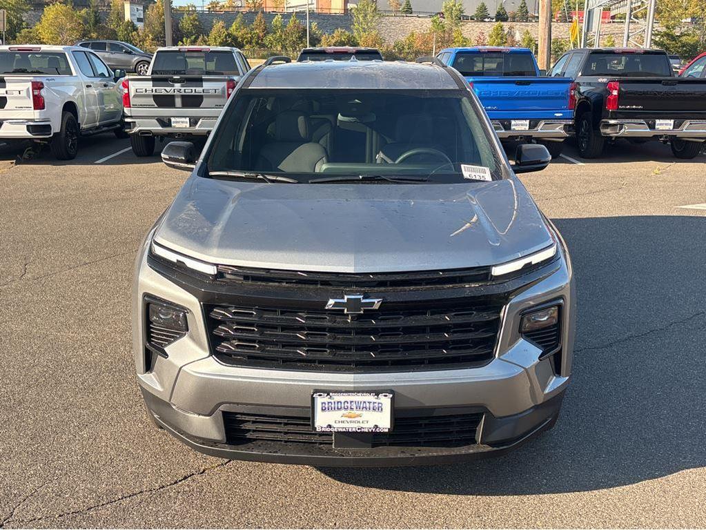 new 2026 Chevrolet Traverse car, priced at $47,980