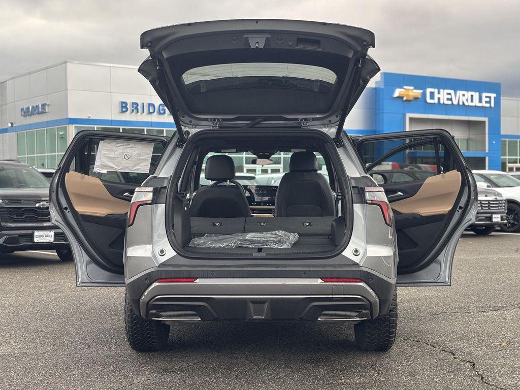 new 2026 Chevrolet Equinox car, priced at $38,840