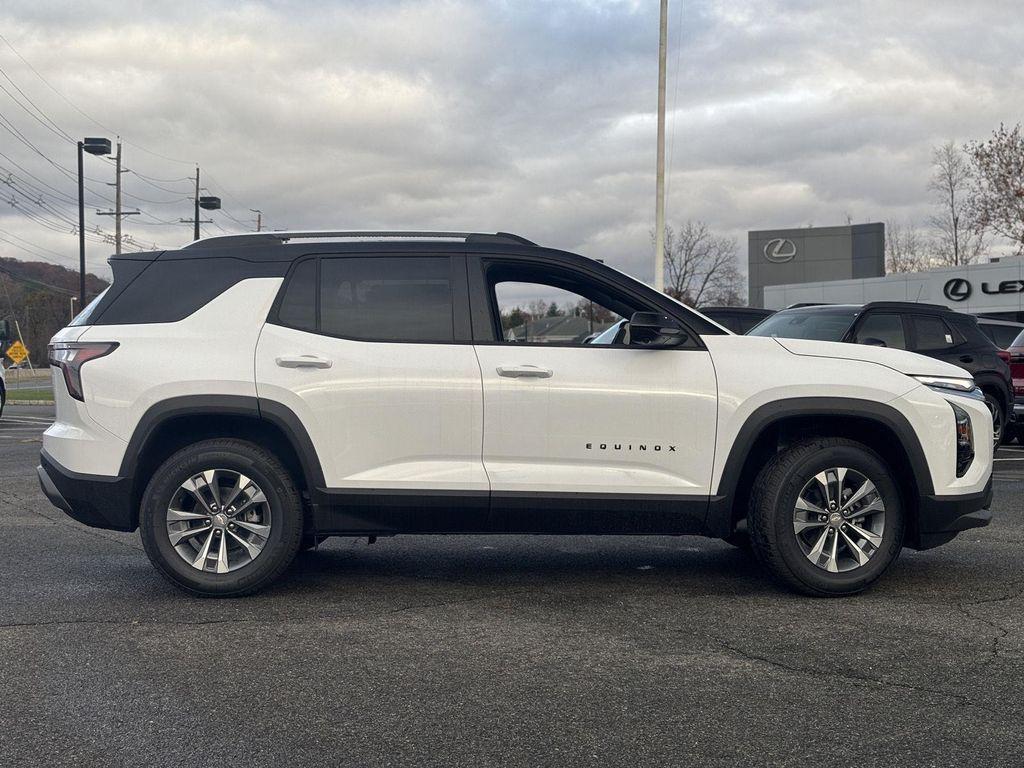 new 2026 Chevrolet Equinox car, priced at $36,055