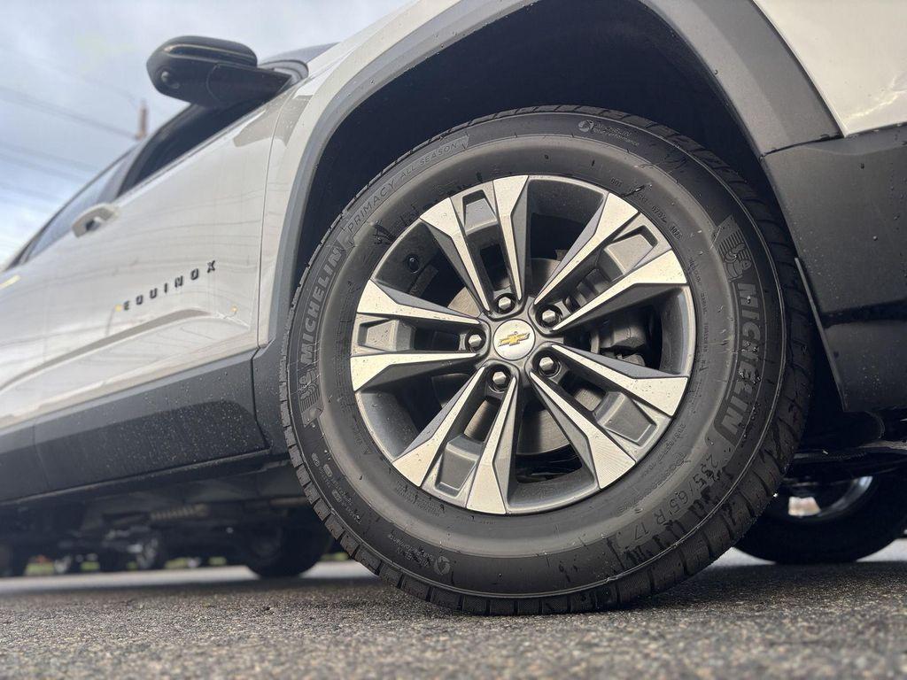 new 2026 Chevrolet Equinox car, priced at $36,055