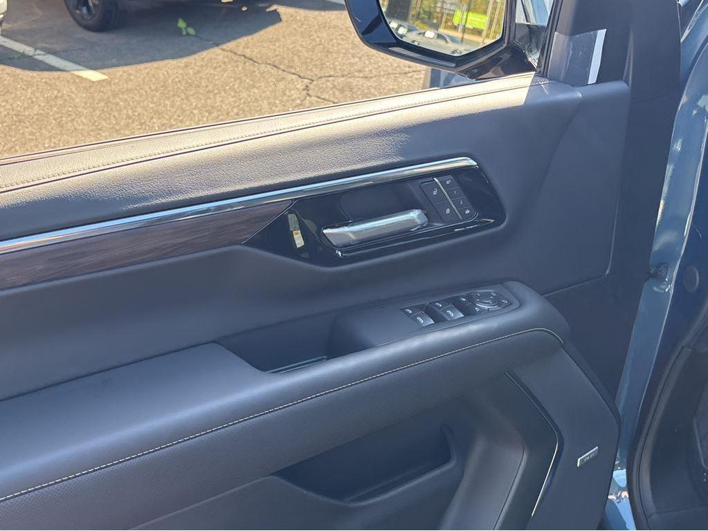 new 2025 Chevrolet Tahoe car, priced at $81,785