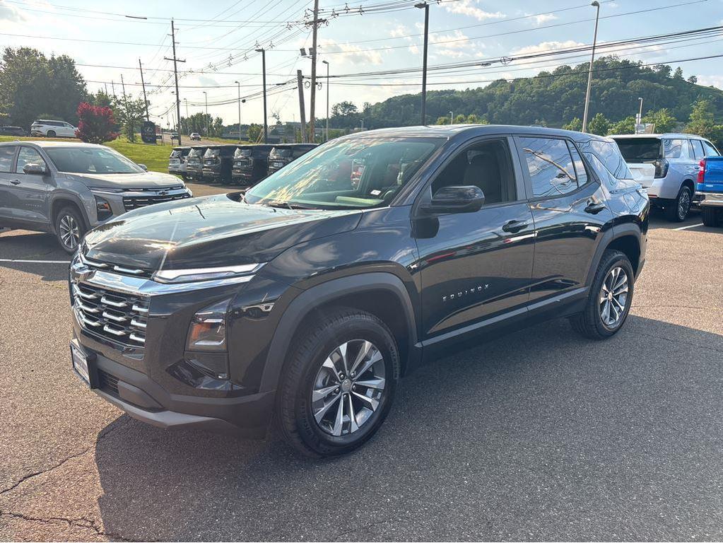 new 2026 Chevrolet Equinox car, priced at $32,320