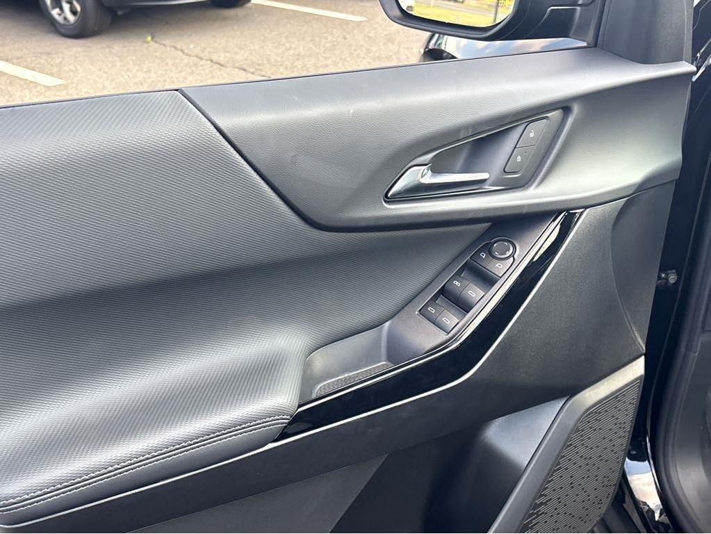 new 2026 Chevrolet Equinox car, priced at $32,320