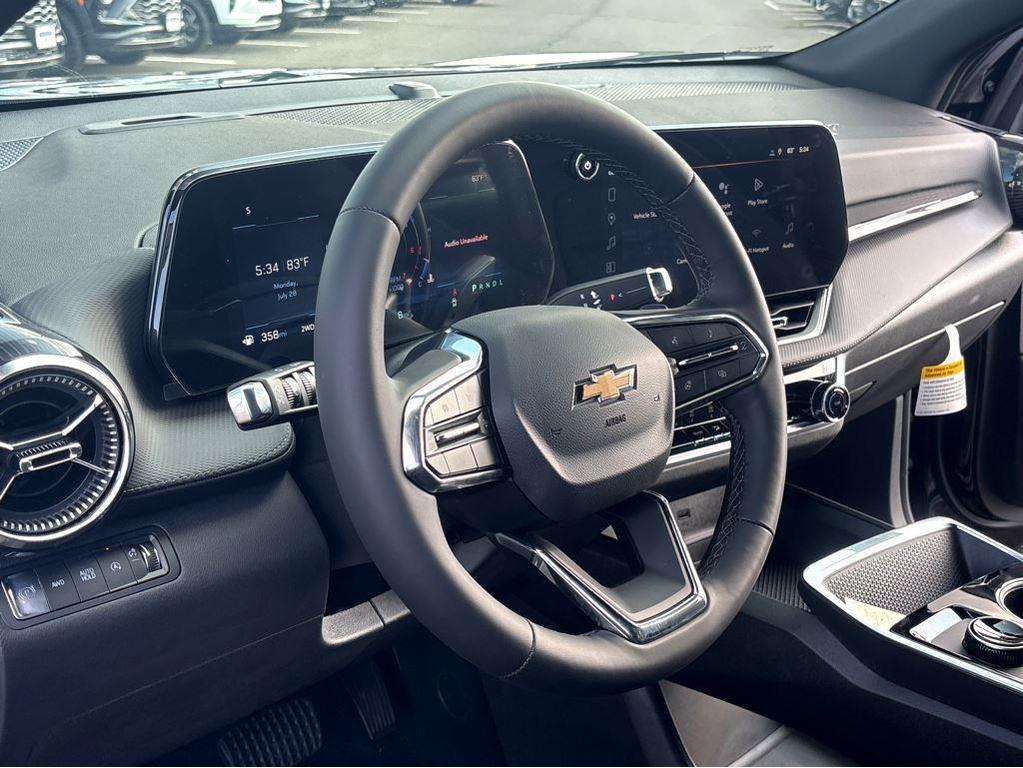 new 2026 Chevrolet Equinox car, priced at $32,320