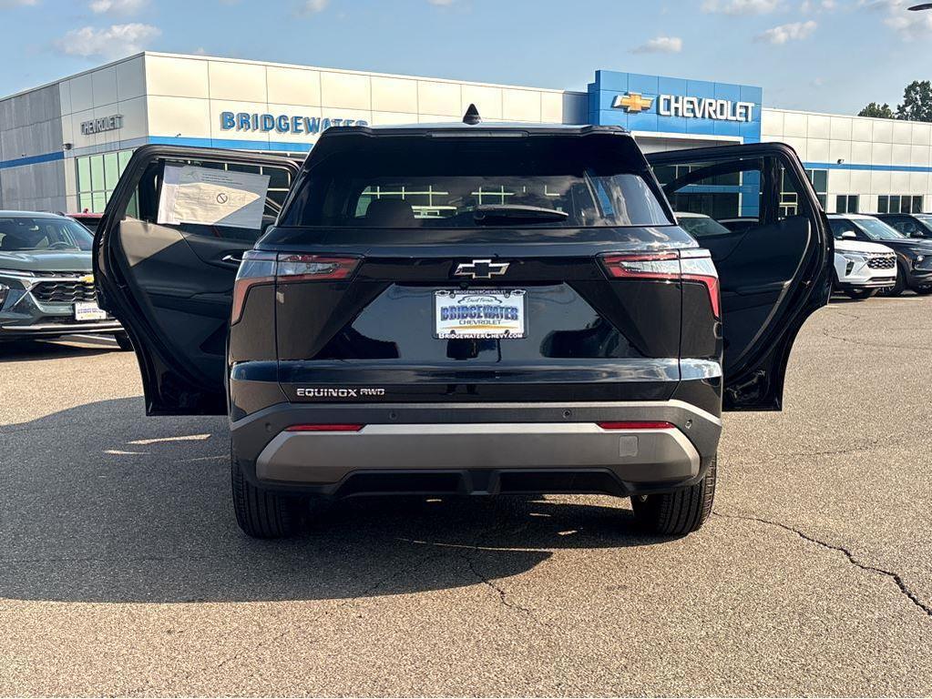 new 2026 Chevrolet Equinox car, priced at $32,320