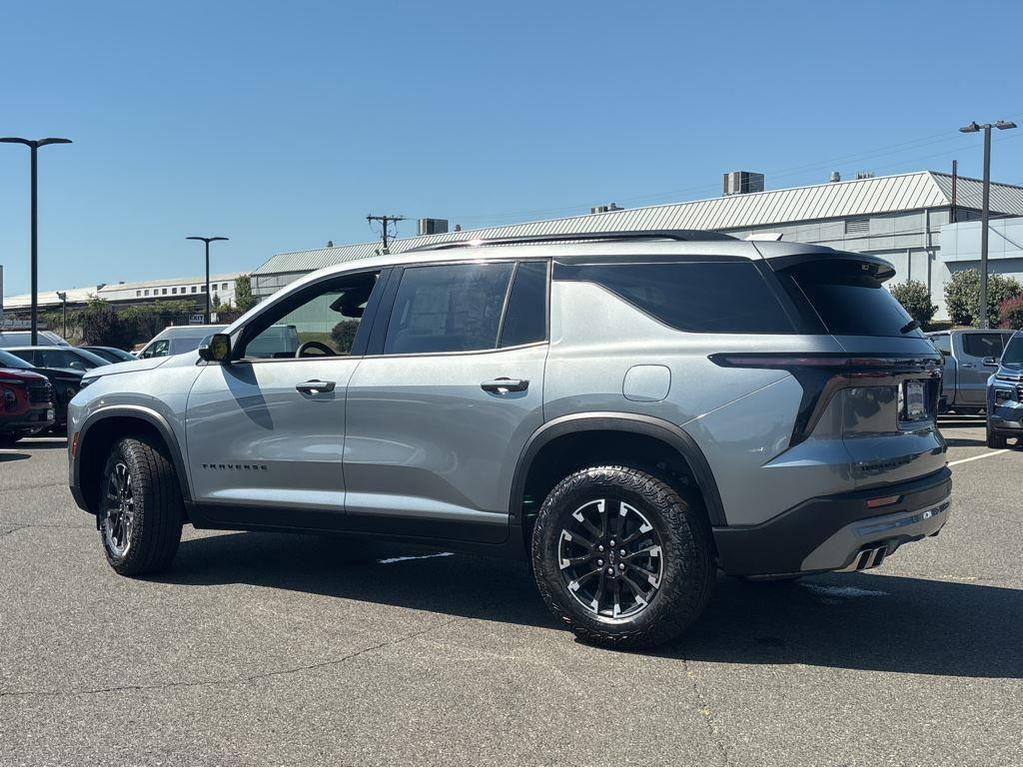 new 2026 Chevrolet Traverse car, priced at $52,195