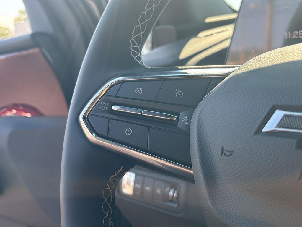 new 2026 Chevrolet Traverse car, priced at $52,195