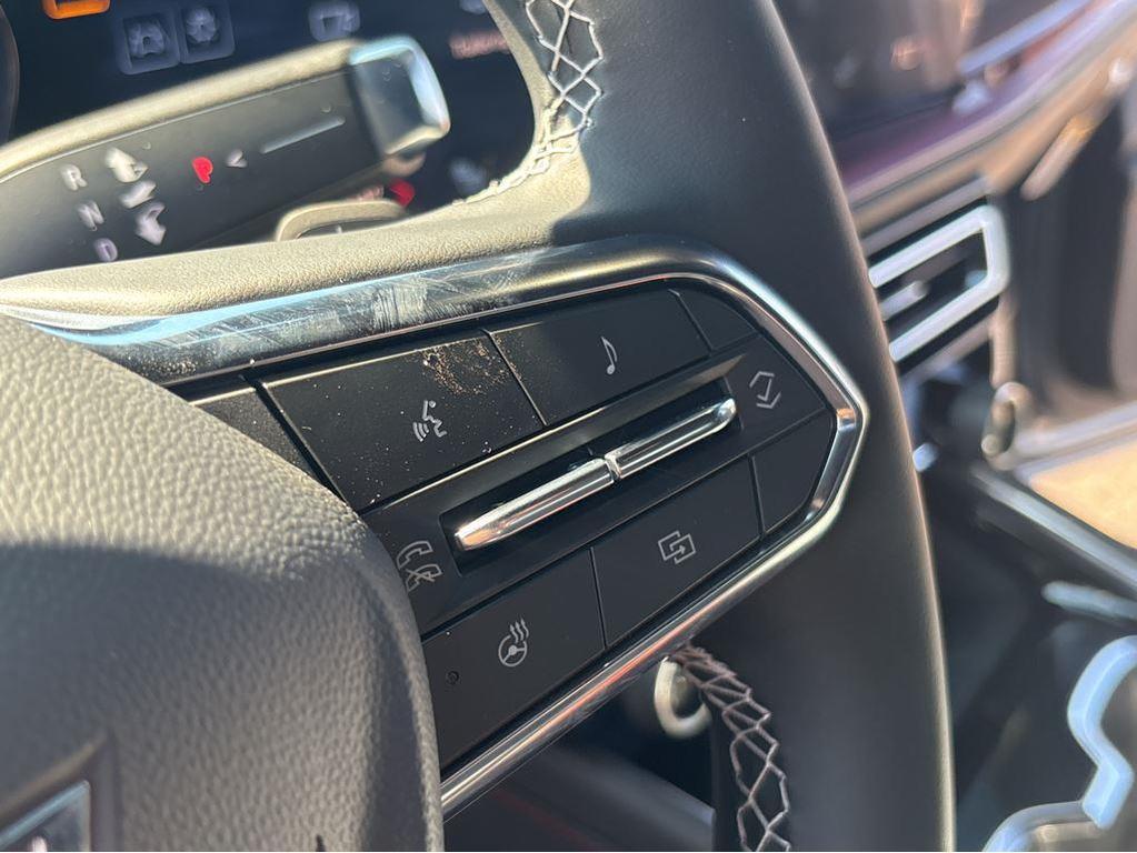 new 2026 Chevrolet Traverse car, priced at $52,195