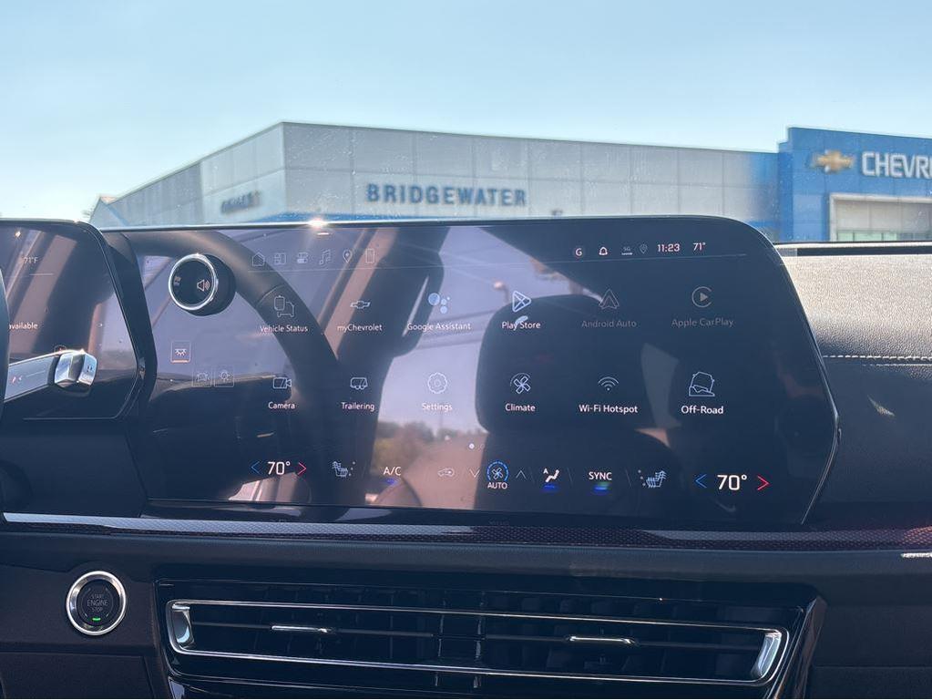 new 2026 Chevrolet Traverse car, priced at $52,195