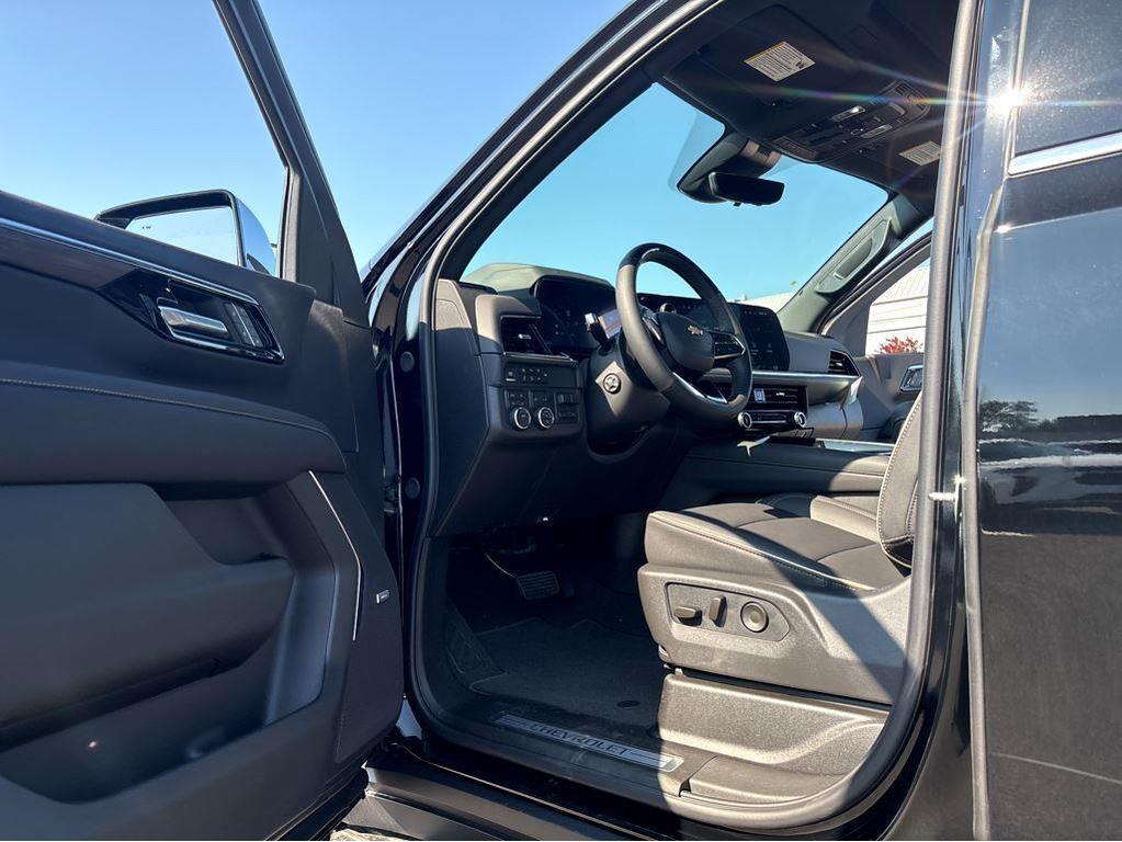 new 2025 Chevrolet Tahoe car, priced at $89,285