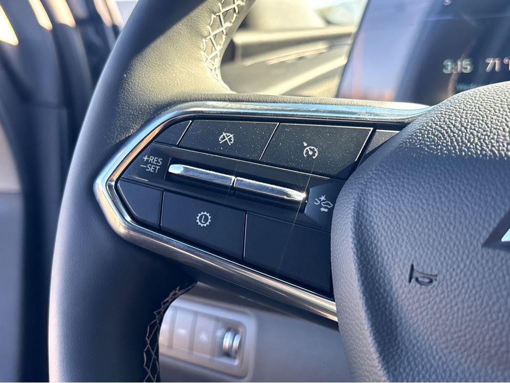 new 2026 Chevrolet Traverse car, priced at $46,215