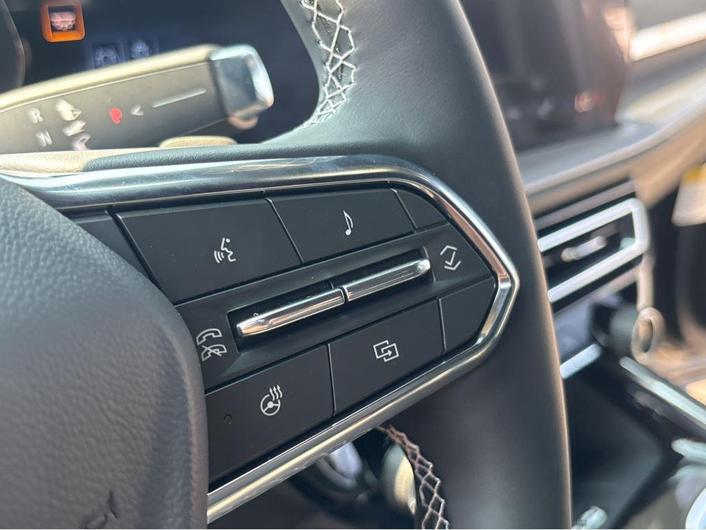 new 2026 Chevrolet Traverse car, priced at $46,215