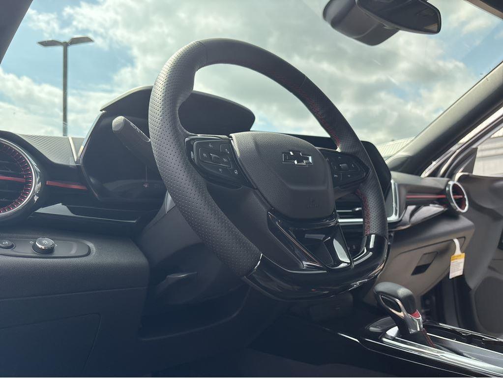 new 2025 Chevrolet Trax car, priced at $26,965