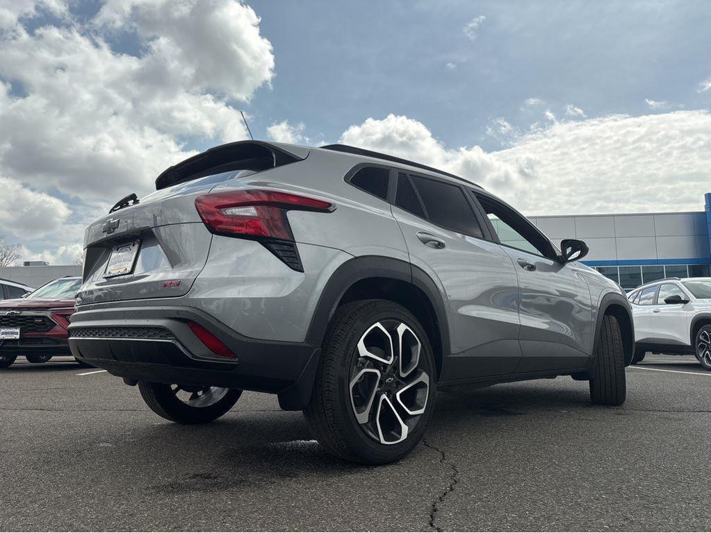 new 2025 Chevrolet Trax car, priced at $26,965