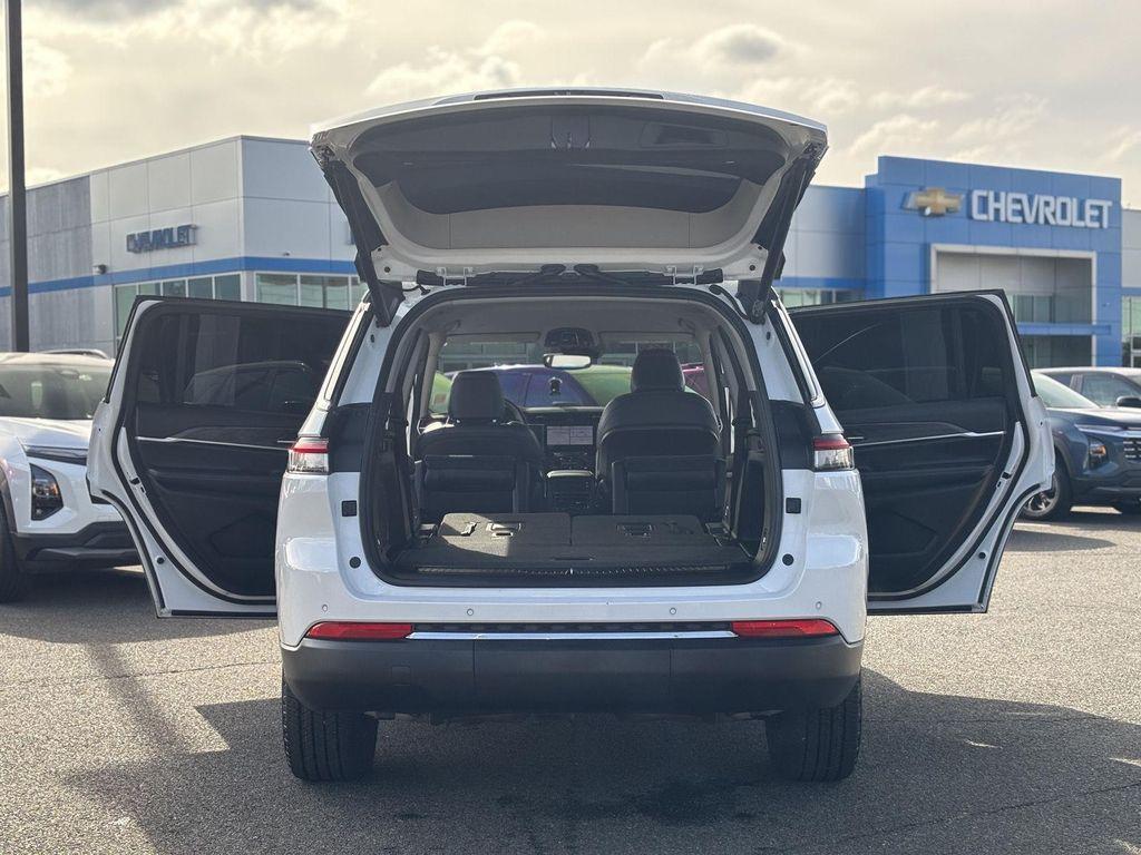 used 2022 Jeep Grand Cherokee L car, priced at $27,251