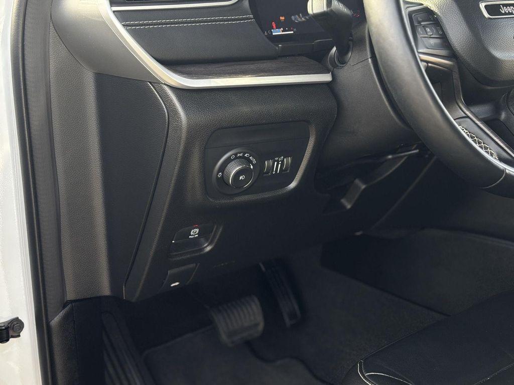 used 2022 Jeep Grand Cherokee L car, priced at $27,251