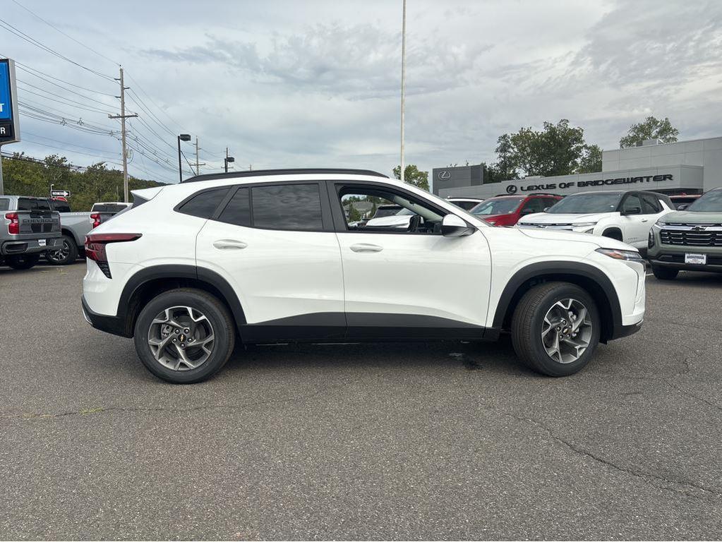 new 2025 Chevrolet Trax car, priced at $25,760