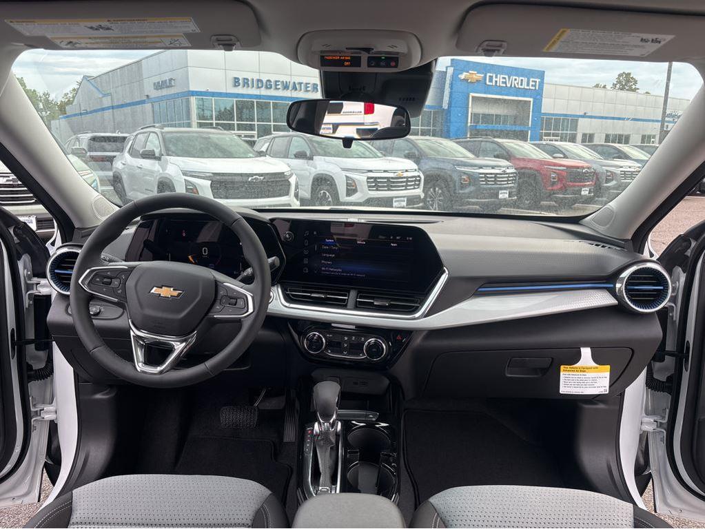 new 2025 Chevrolet Trax car, priced at $25,760
