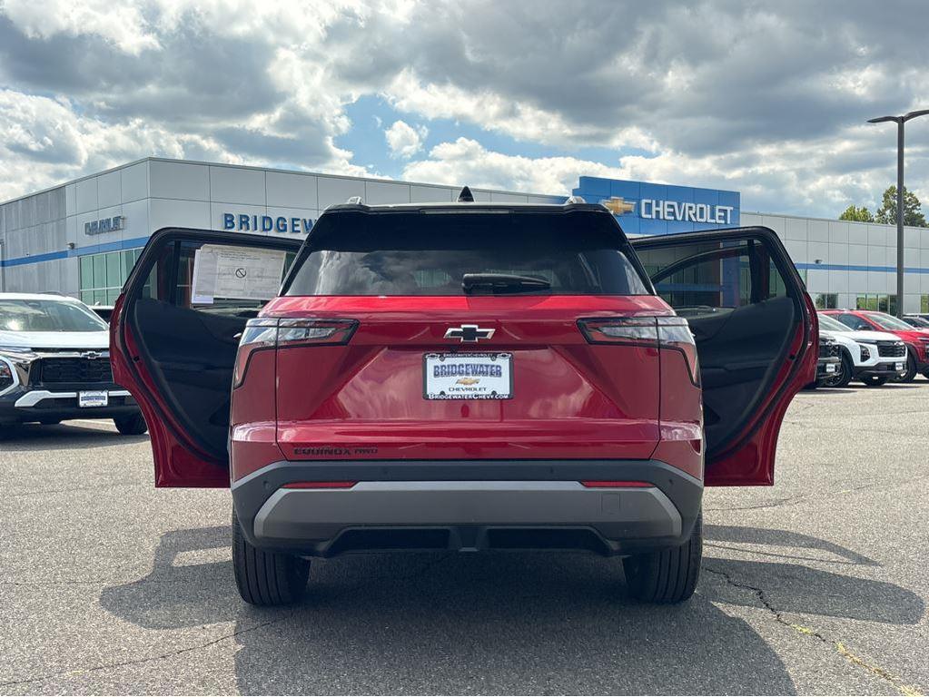 new 2026 Chevrolet Equinox car, priced at $34,030