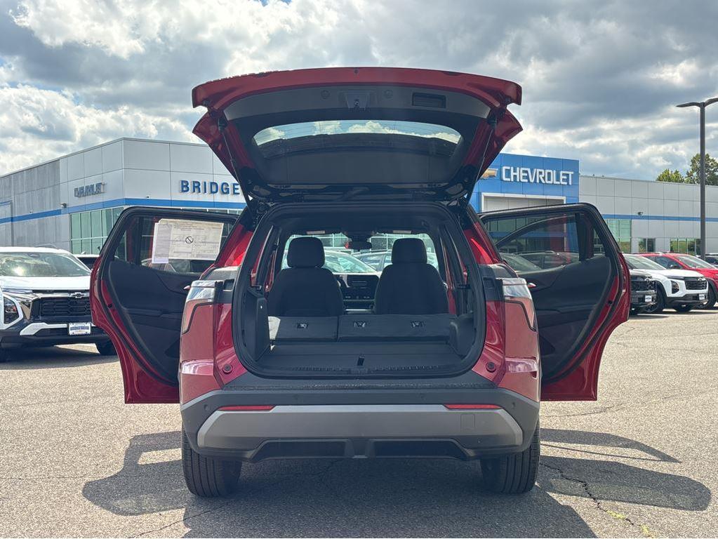 new 2026 Chevrolet Equinox car, priced at $34,030