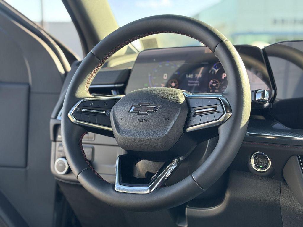 new 2025 Chevrolet Suburban car, priced at $79,325