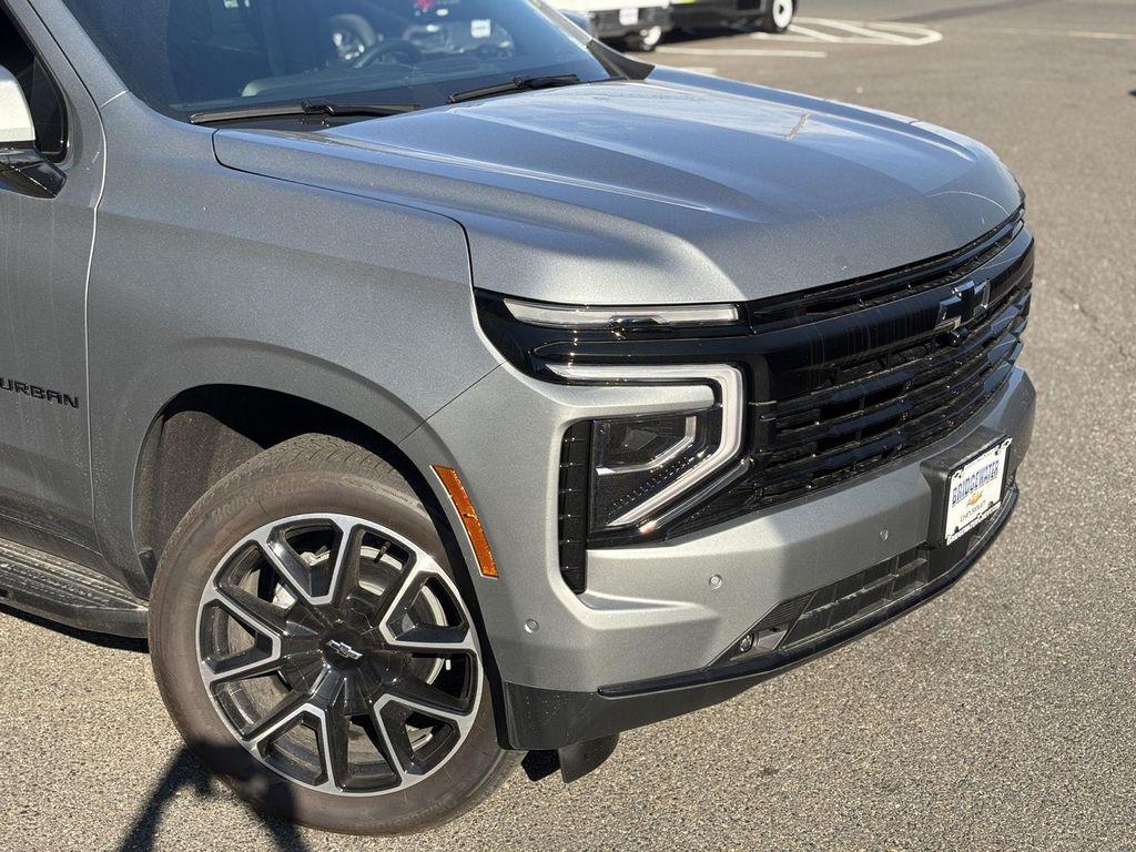 new 2025 Chevrolet Suburban car, priced at $79,325