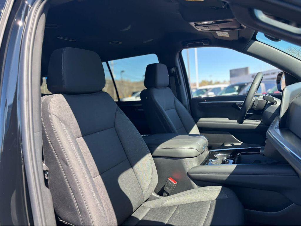 new 2025 Chevrolet Tahoe car, priced at $65,070