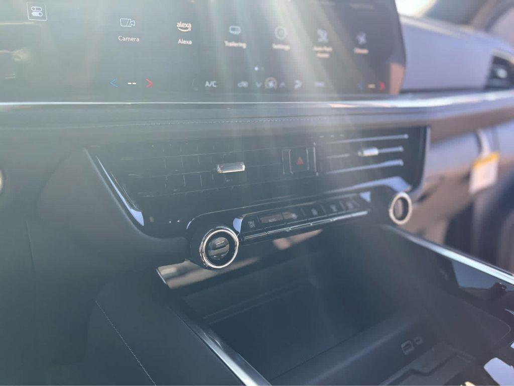 new 2025 Chevrolet Tahoe car, priced at $65,070