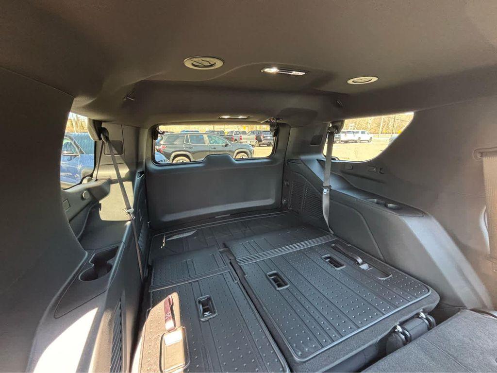 new 2025 Chevrolet Tahoe car, priced at $65,070