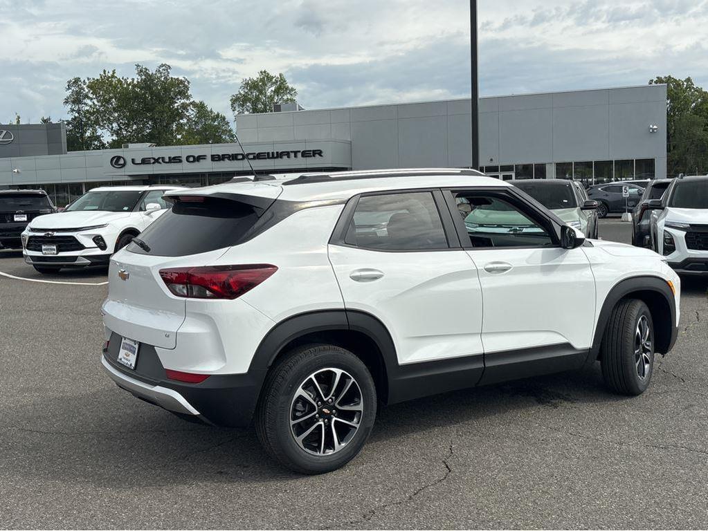 new 2026 Chevrolet TrailBlazer car, priced at $28,036