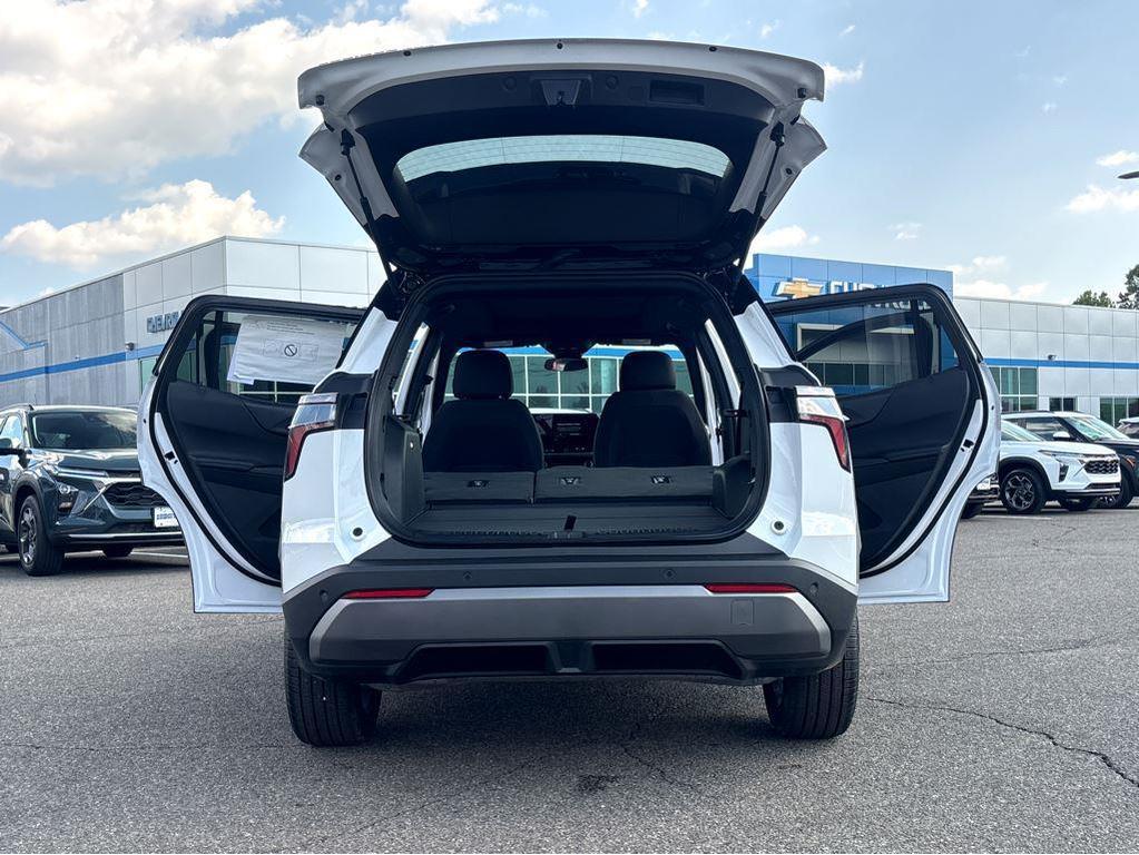 new 2026 Chevrolet Equinox car, priced at $35,030