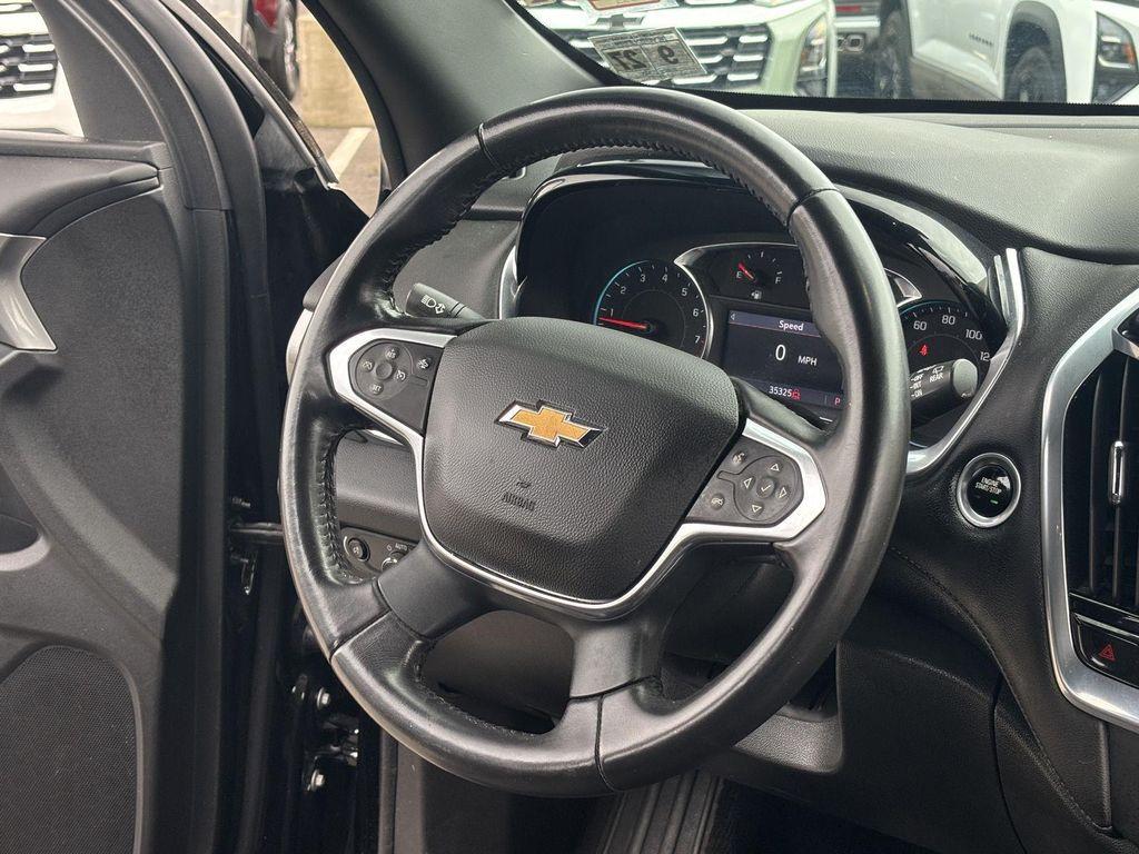 used 2022 Chevrolet Traverse car, priced at $26,250