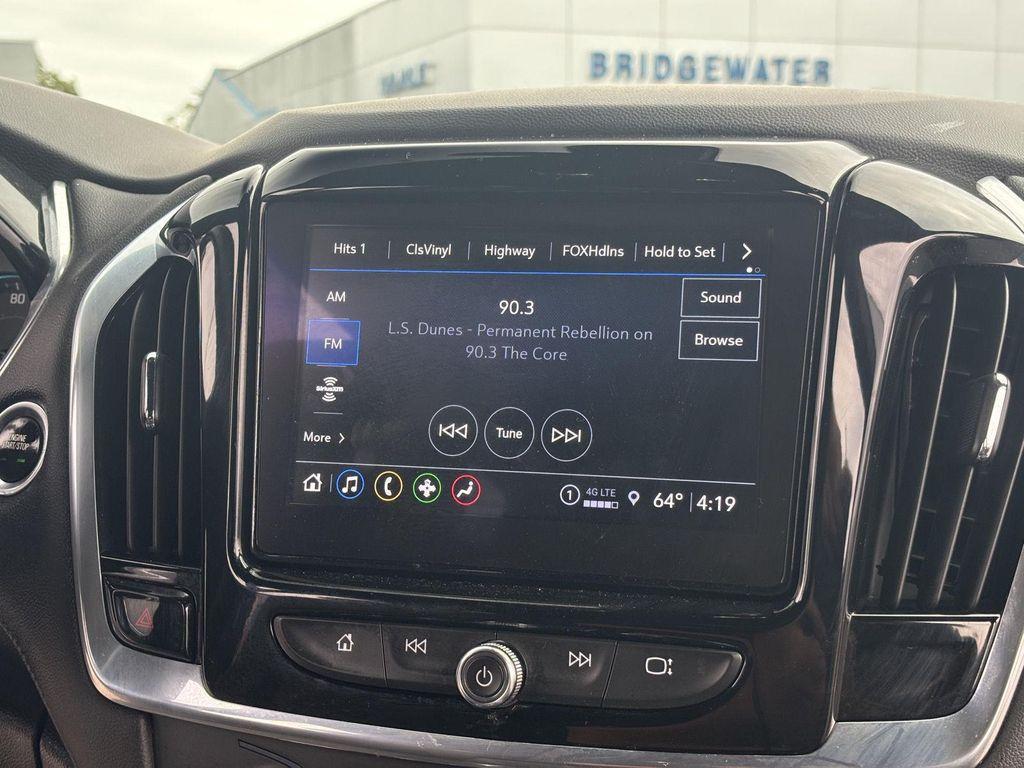 used 2022 Chevrolet Traverse car, priced at $26,250