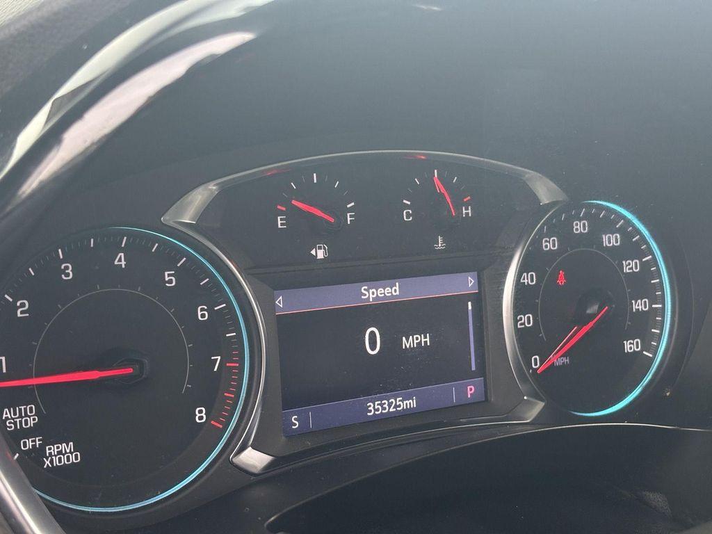 used 2022 Chevrolet Traverse car, priced at $26,250