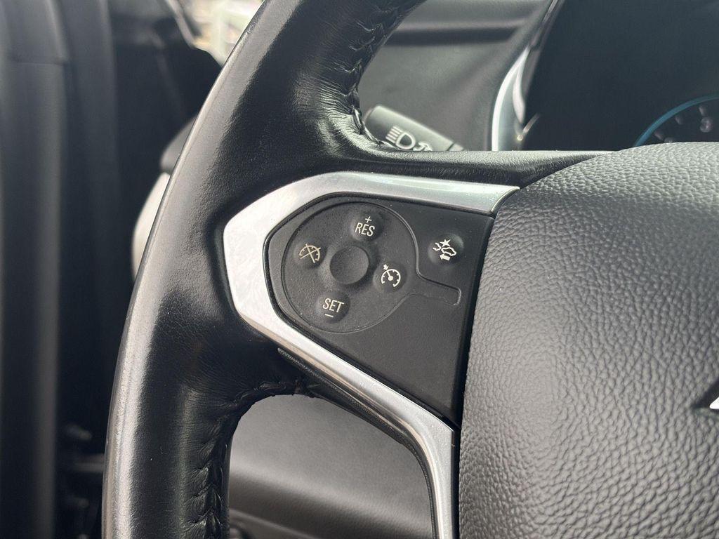 used 2022 Chevrolet Traverse car, priced at $26,250