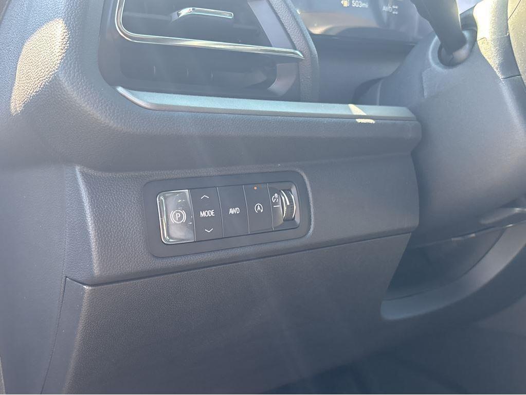 new 2026 Chevrolet Traverse car, priced at $47,215