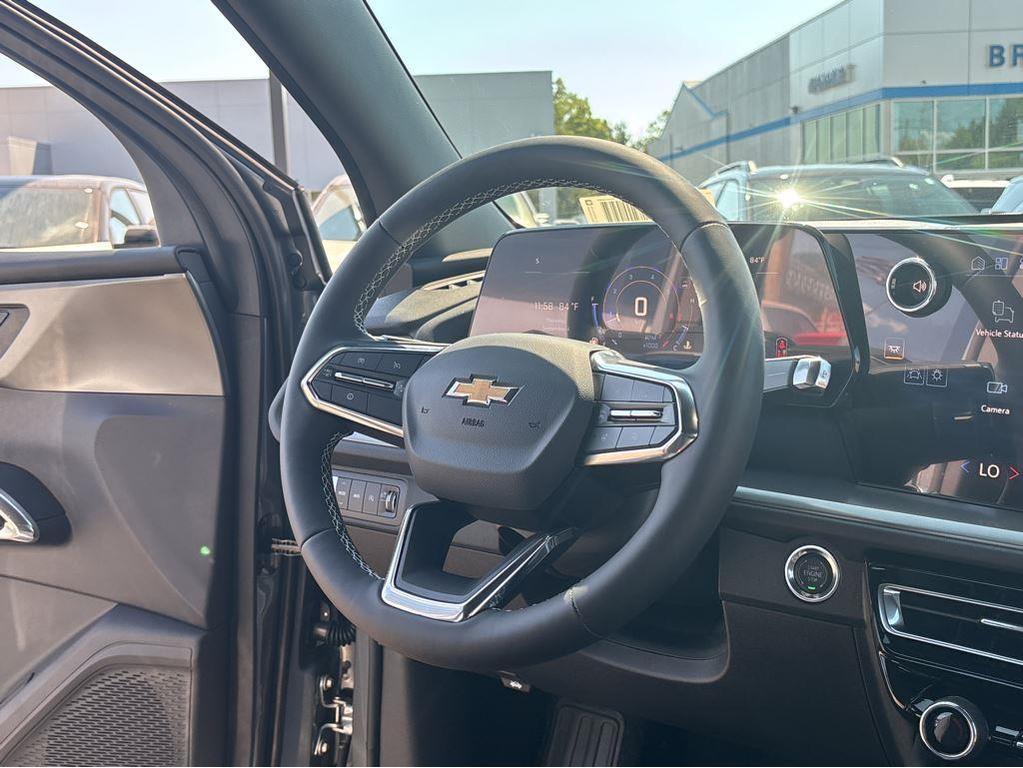 new 2026 Chevrolet Traverse car, priced at $47,215