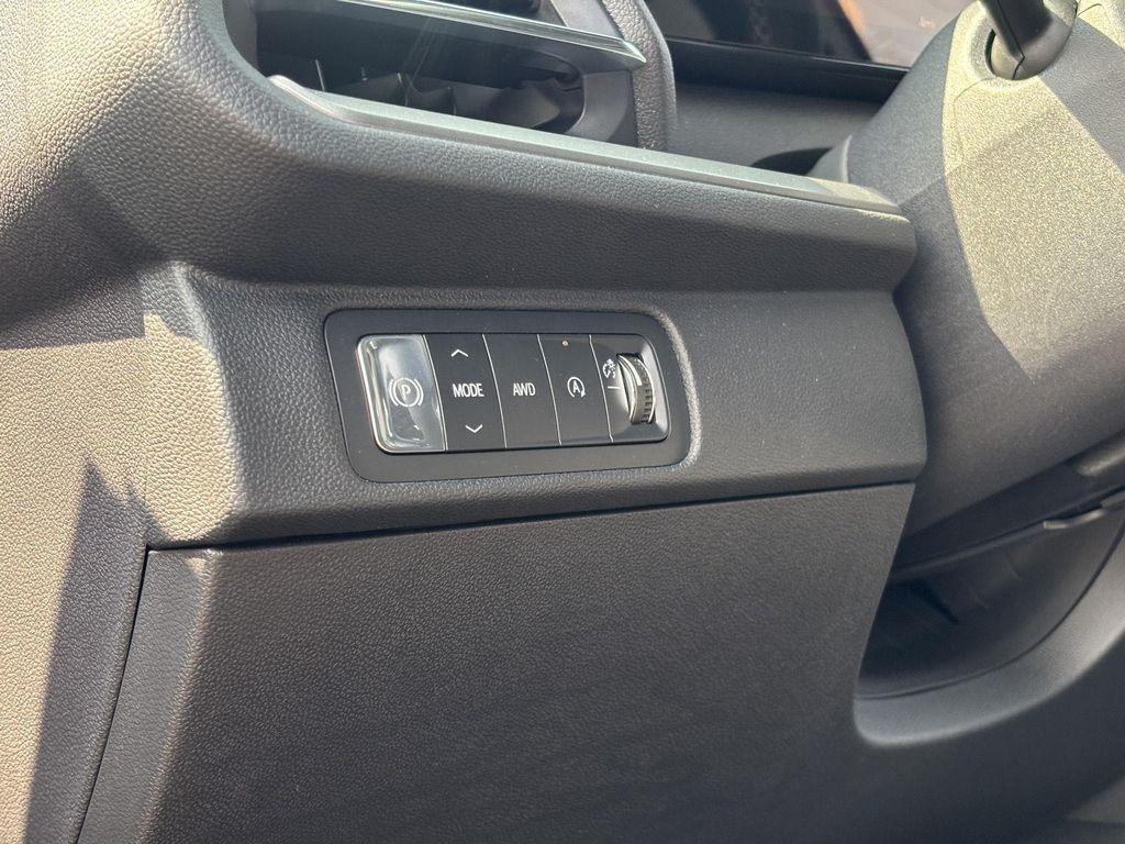 new 2026 Chevrolet Traverse car, priced at $47,710