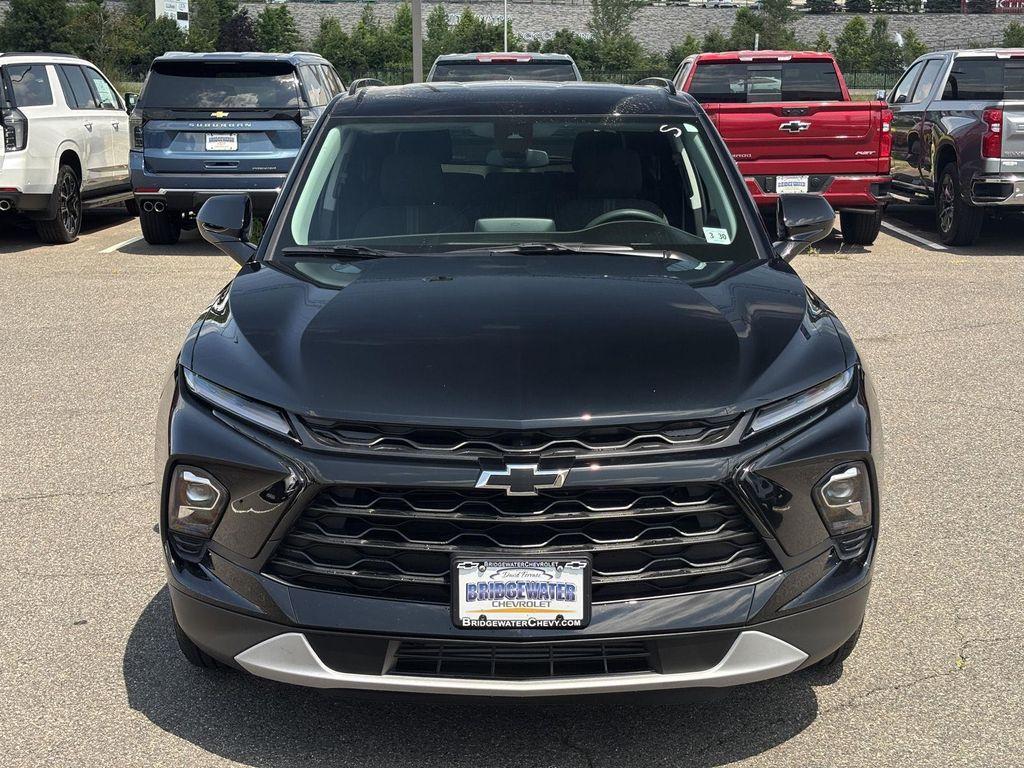 new 2025 Chevrolet Blazer car, priced at $36,323