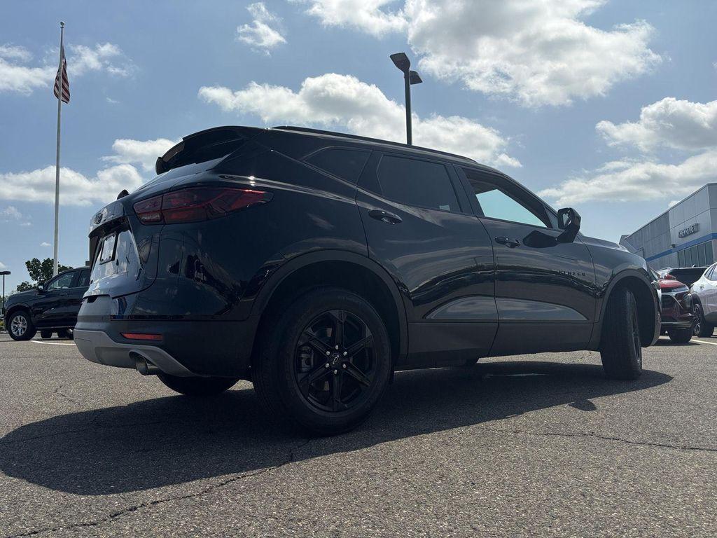 new 2025 Chevrolet Blazer car, priced at $36,323