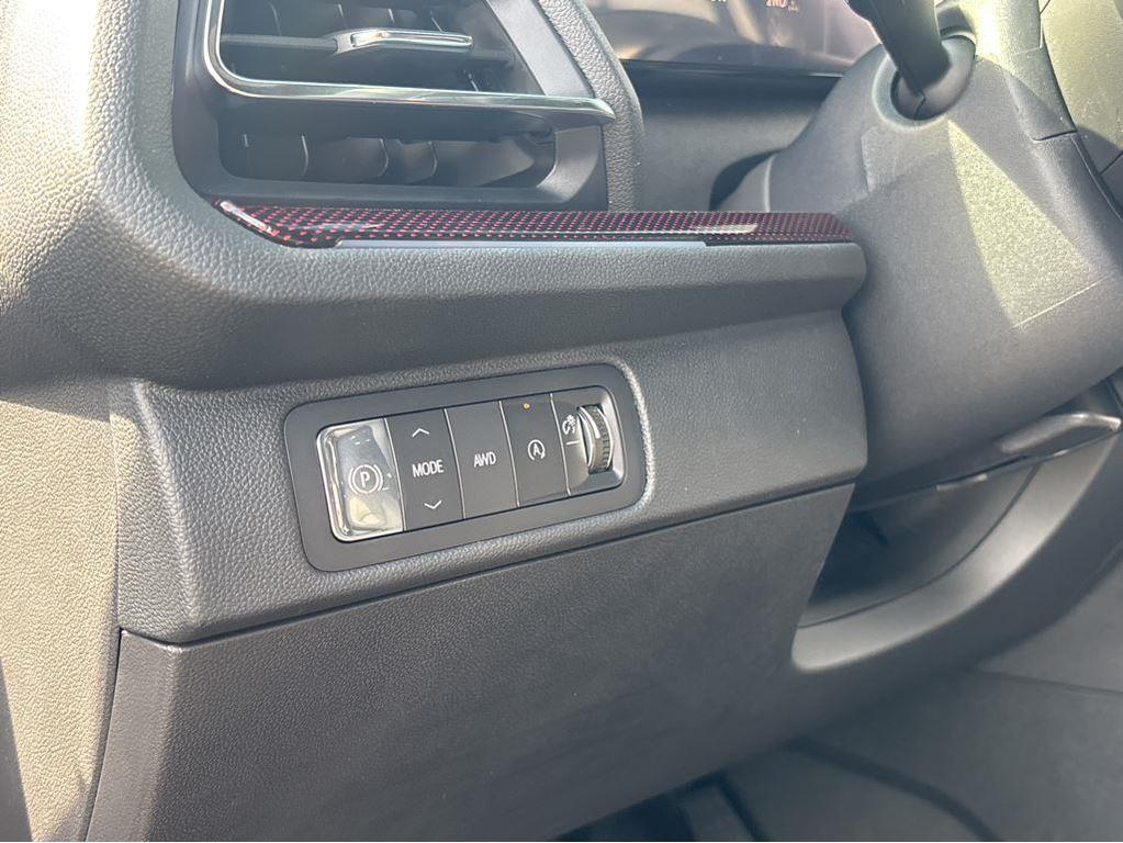 new 2026 Chevrolet Traverse car, priced at $51,543