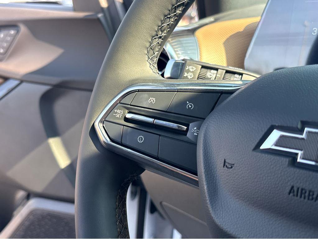 new 2026 Chevrolet Equinox car, priced at $38,340