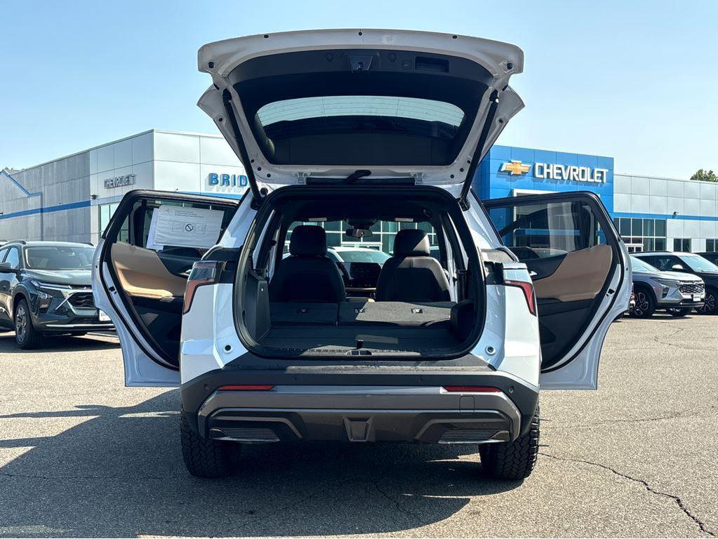 new 2026 Chevrolet Equinox car, priced at $38,340